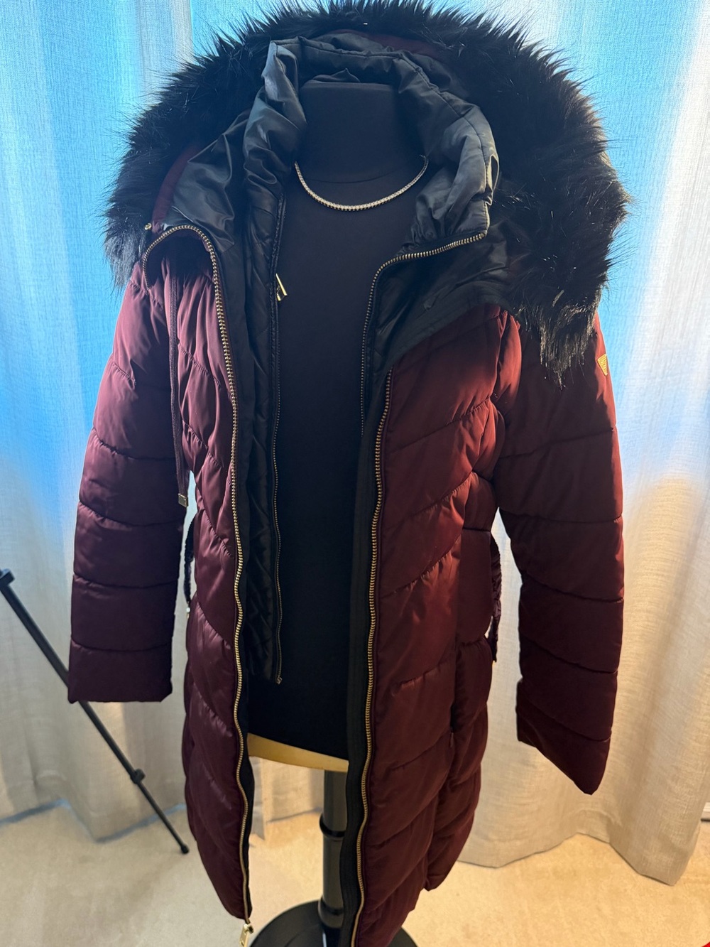 Guess Women's Burgundy Long Puffer Coat with Faux Fur Trim